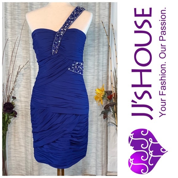 JJs House Dresses & Skirts - JJ’s House solid blue one shoulder party dress.